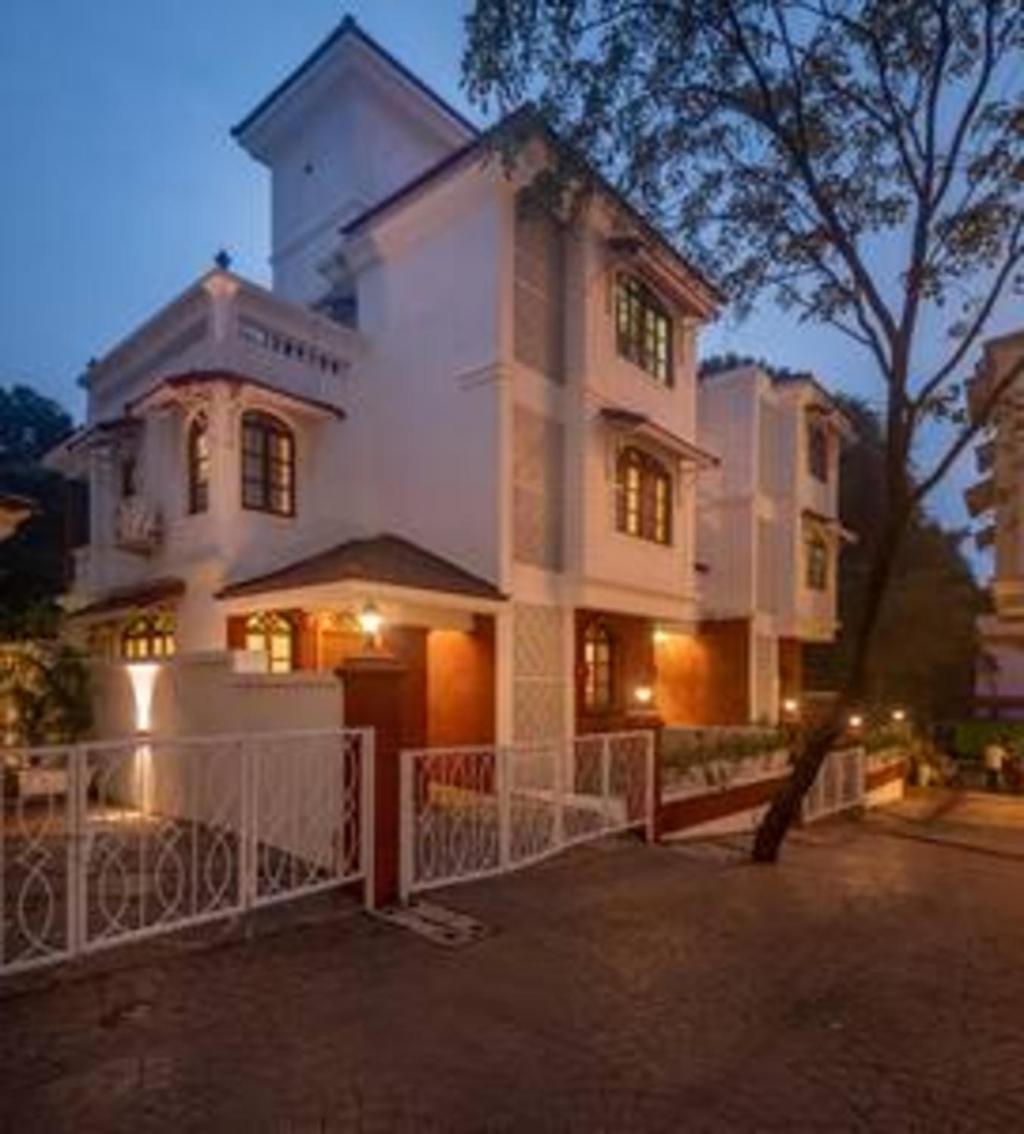 Fortune Villa D -Luxurious 5 Bhk Villa In Candolim Nerul  Bagian luar foto